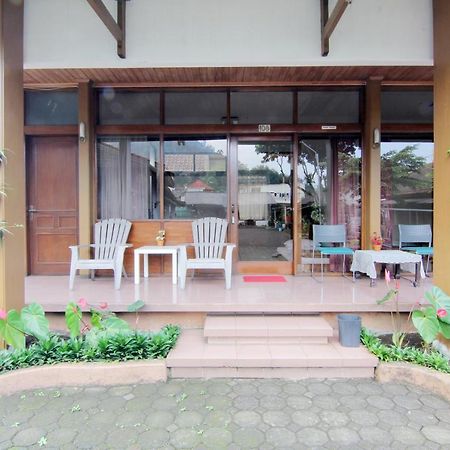 Villa Enggal レムバン エクステリア 写真